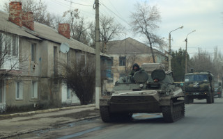 «Машины Z дальше не едут»: показали уничтоженную колонну техники РФ под Харьковом, видео