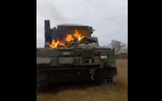 Под Броварами идут ожесточенные бои: показали подбитую технику врага, видео