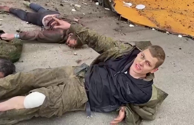 «Мужики, ну я ни одного выстрела не сделал», — еще у одного солдата РФ пропала смелость, видео