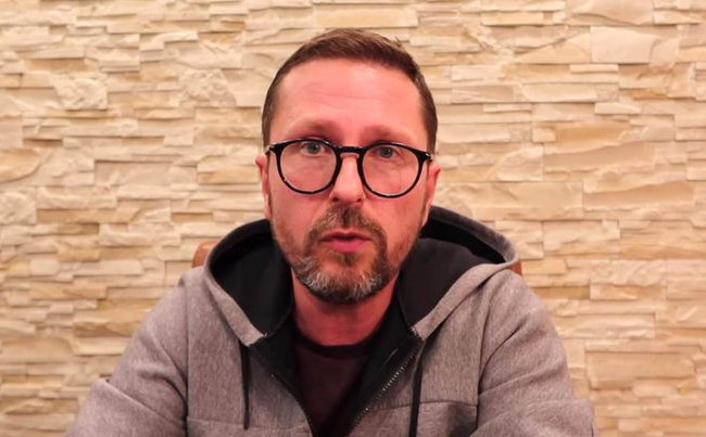 В Україні заблокували Youtube-канал Шарія, — Мінцифри