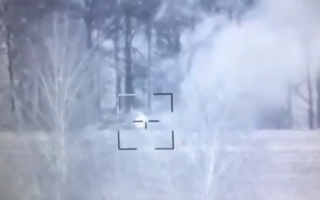 Момент нанесения удара ВСУ по танку оккупантов попал на видео