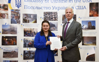 Посол Украины в США Маркарова получила не только похвалу от Байдена, но и медаль для Зеленского