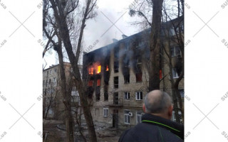 Здание Изюмского горрайонного суда Харьковской области сгорело, ФОТО