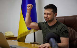 «Знайдіть спосіб зробити безпечним наше українське небо», — Зеленський звернувся до британського парламенту