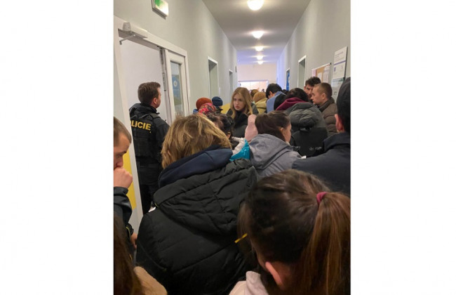 Заробитчане массово решили получить статус беженца, — очевидцы