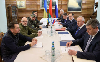 Россия не собирается уступать ни одного пункта на переговорах с Украиной, — член делегации РФ