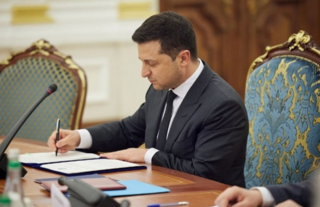 Зеленський підписав закони, які посилюють відповідальність за злочини проти національної безпеки під час воєнного стану