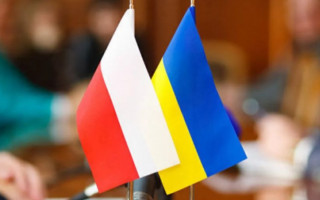 Польский Сейм одобрил закон о помощи украинским беженцам