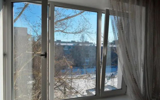 Как уберечь окна в квартире во время ударной волны: полезные советы