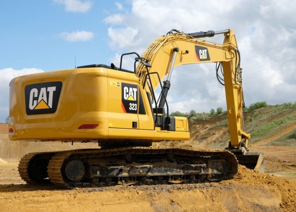 Компания Caterpillar приостанавливает деятельность в России