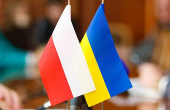 Польский Сейм одобрил закон о помощи украинским беженцам