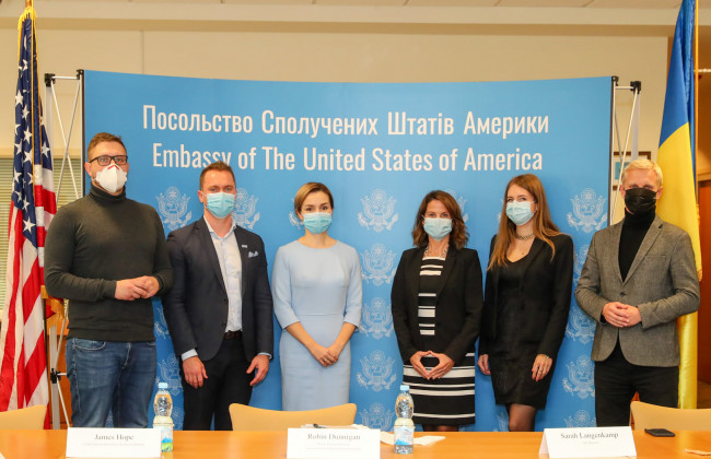 Шабунин попросил секретаря СНБО Данилова «помалкивать»