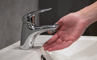 Сумы в результате утреннего авианалета остались без воды