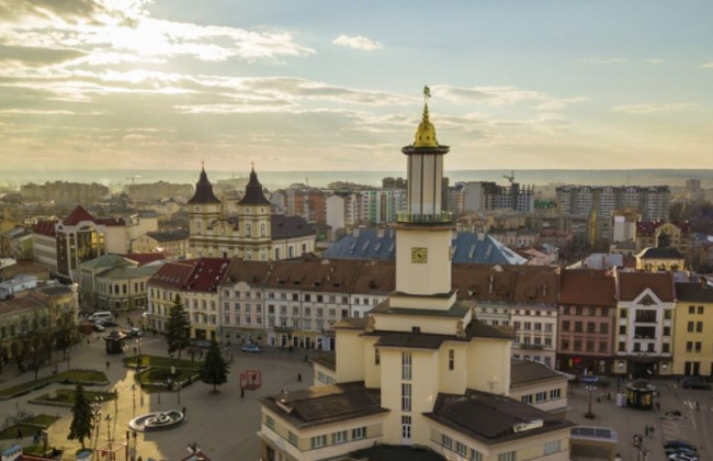 В Ивано-Франковске снова слышны взрывы