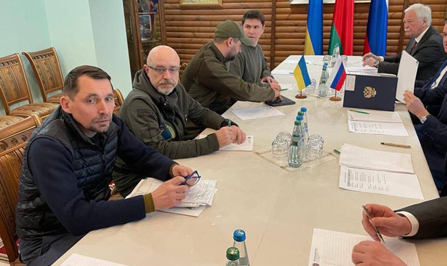 Переговоры Украина—РФ состоятся 14 марта, — Песков