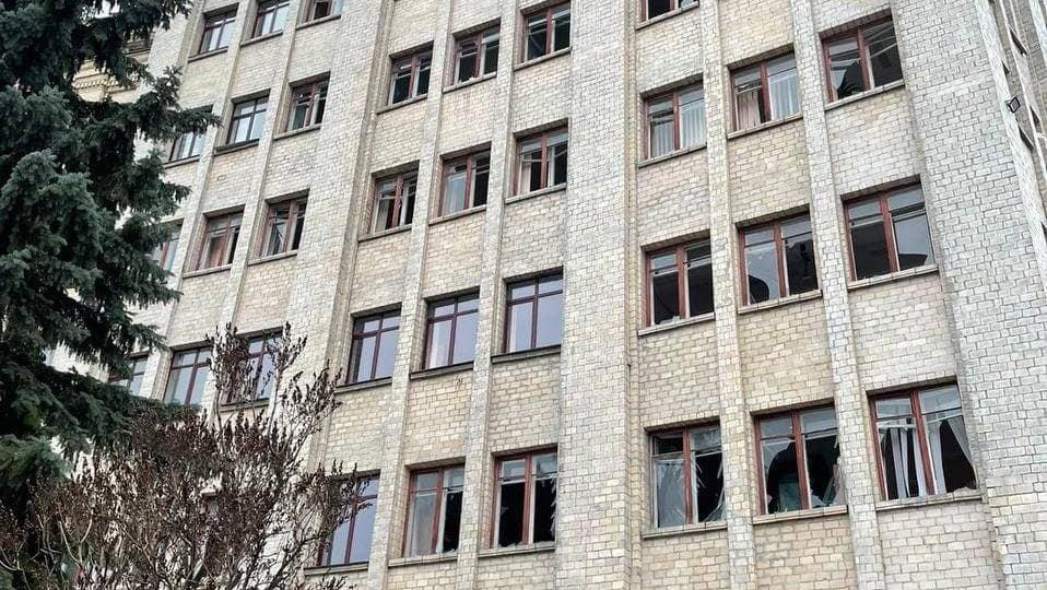 Как выглядит Харьковский национальный университет имени Каразина после обстрелов, фото