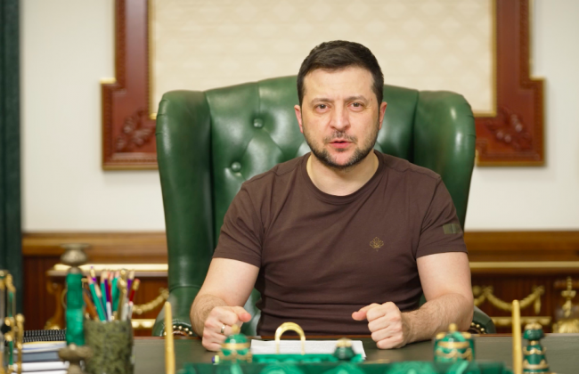 Зеленський: У нашої делегації завдання чітке – зробити все, щоб відбулася зустріч президентів