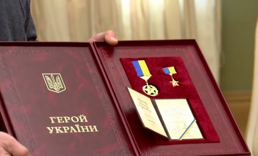 У «Слузі народу» пропонують встановити щомісячну виплату для Героїв України та кавалерів ордена «За мужність»