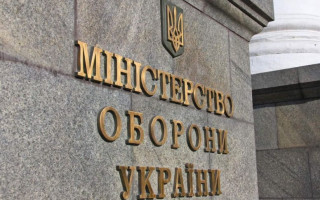 Рада дозволила додатково виділити на оборону 67 кредитних мільярдів та обмежила видатки на дороги