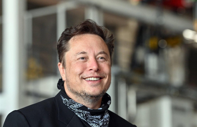 Илон Маск ответил Кадырову и переименовал себя в Twitter в Илону
