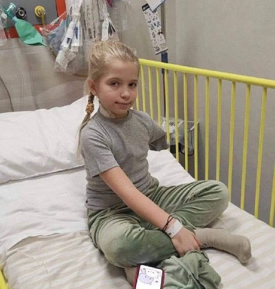 Родители девочки, которая потеряла руку, нашлись, — Сергей Лещенко