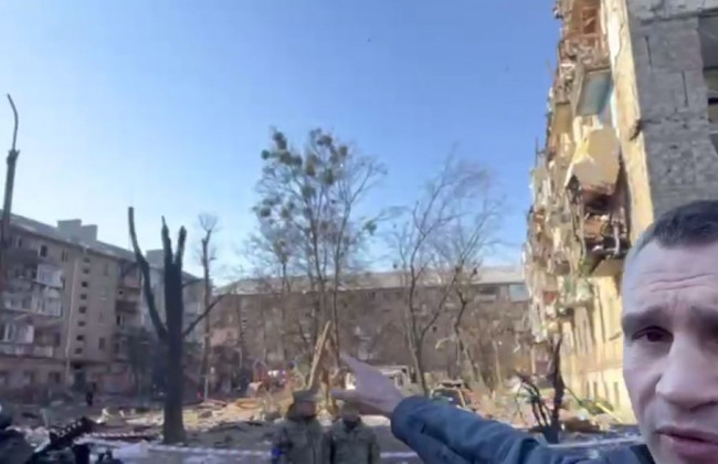 Кличко показал разрушения после утреннего обстрела Киева, видео