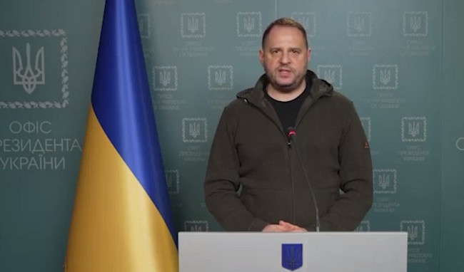 Андрій Єрмак запевнив, що капітуляції не буде, натомість буде нова світова система безпеки