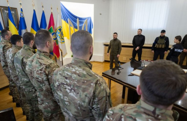 Зеленський нагородив бійців КОРДу, які виконують важливі завдання під час війни