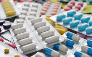 Украина запретила продажу и применение белорусских лекарств