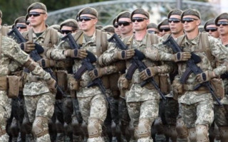 Раді пропонують дозволити депутатам служити в армії під час воєнного стану