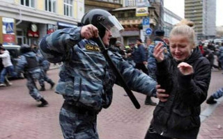 В Энергодар оккупанты привезли 600 омоновцев для разгона митинга, — Энергоатом