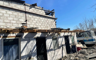 Бровары обстреляли из артиллерии: снаряд попал на территорию завода, фото