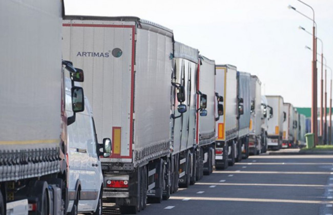 КМУ вніс зміни до порядку пропуску через кордон України гуманітарної допомоги від донорів