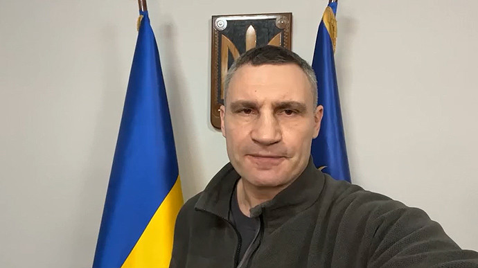 У Києві обстріляли парковку торгового центру в Подільському районі, — Кличко