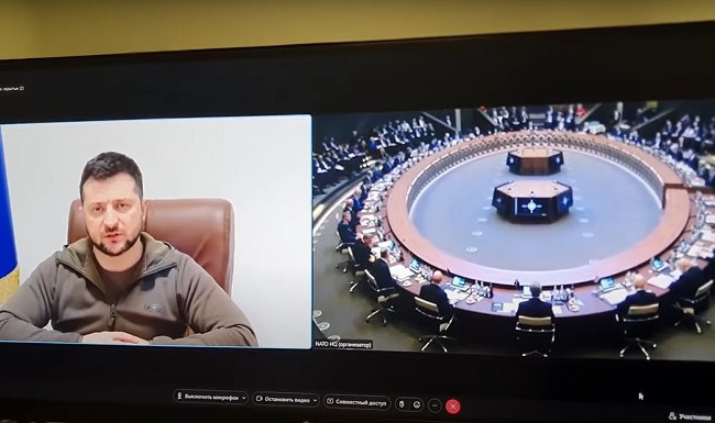 Володимир Зеленський виступив на саміті НАТО: «Я впевнений, ви вже розумієте, що Росія не думає зупинятися в Україні»