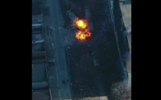 Полк «Азов» показал видео уничтожения оккупантов в Мариуполе