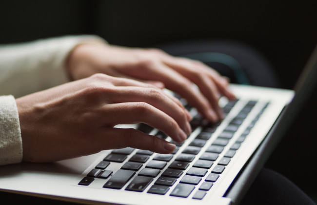 Нові правила трудових відносин у період війни: набув чинності Закон