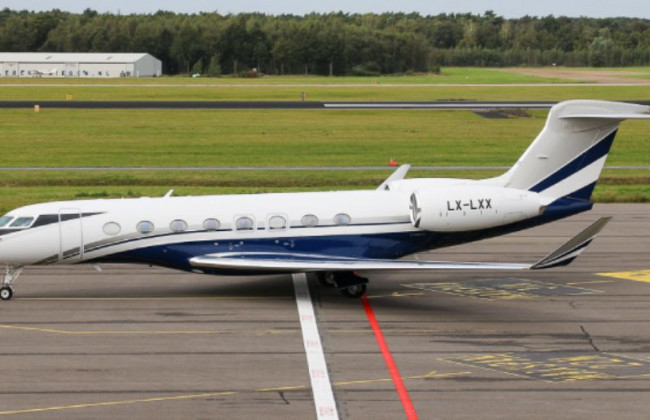 Российские олигархи начали продавать свои самолеты — СМИ