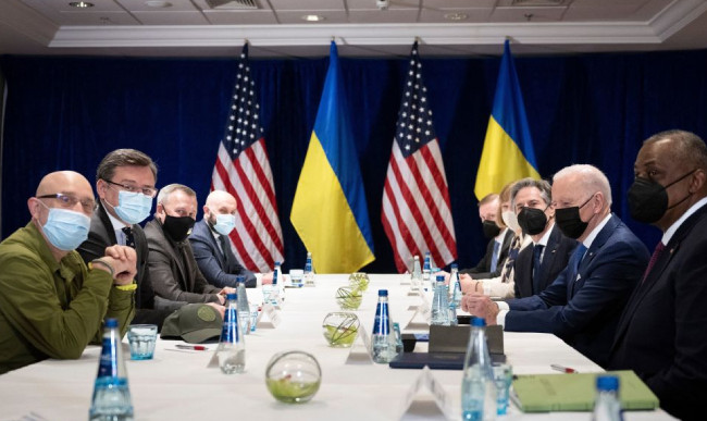 Кулеба: Байден понимает, что война в Украине определит ход истории ХХІ века