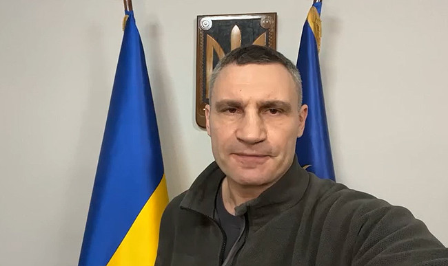 Кличко сообщил об отмене усиленного комендантского часа в Киеве