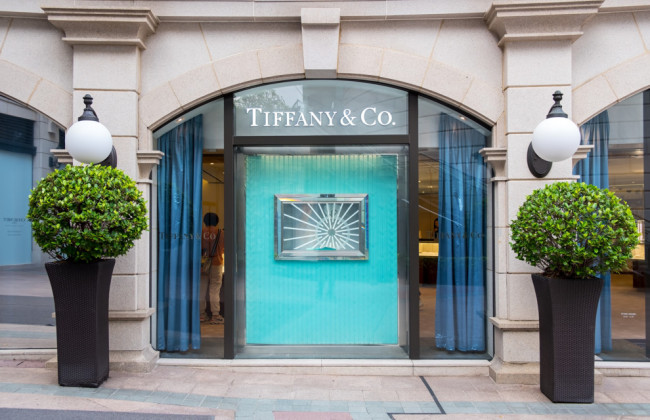 Ювелирный дом Tiffany & Co отказался покупать российские бриллианты и алмазы