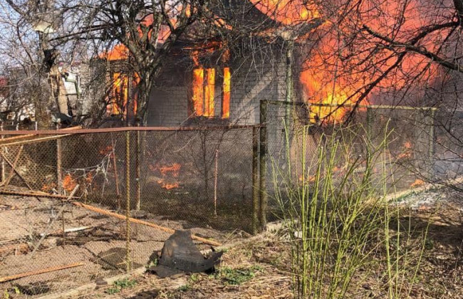 Окупанты ударили из тяжелой артиллерии по Киевщине — среди пострадавших есть ребенок