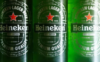 Heineken полностью уходит из рынка РФ: компания продает все заводы