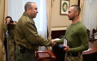 Автор фразы «Русский военный корабль, иди на...» вернулся домой из плена