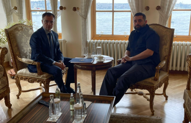 Встреча Зеленского и Путина возможна для подписания мирного договора