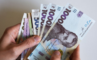 Працевлаштування та грошова допомога: деталі щодо підтримки переселенців