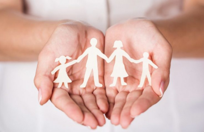 Для родин із дітьми, які постраждали через війну, запускають програму грошової допомоги