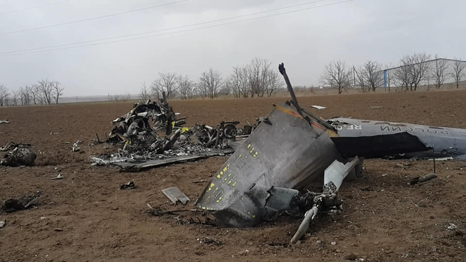 Украинские военные уничтожили вражескую «птичку»: фото