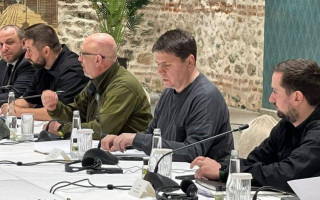 Переговоры с РФ возобновятся 1 апреля, — Арахамия