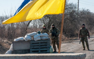 «Как мы вас ждали!» — на Черниговщине местные жители со слезами на глазах встречали ВСУ